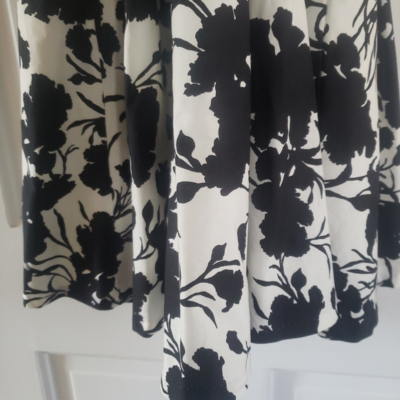 Elle Black and White Floral women's Dress Size 12 - Picture 4 of 5